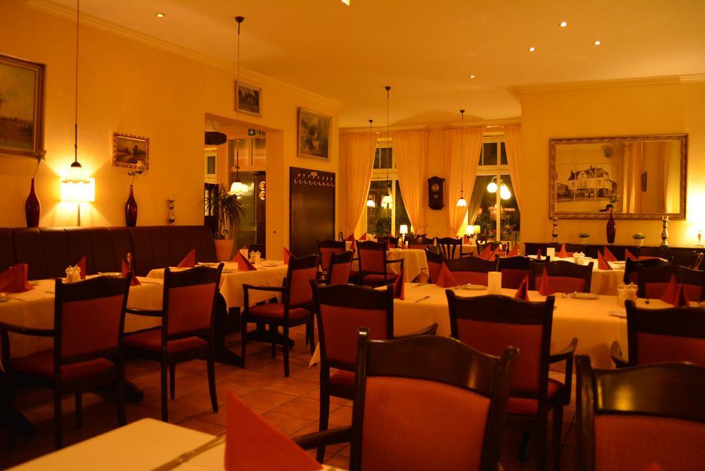 Klausdorfer Hof Hotel Schwentinental Екстериор снимка
