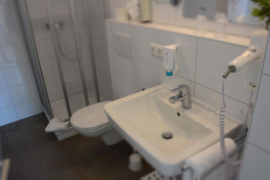 Klausdorfer Hof Hotel Schwentinental Екстериор снимка