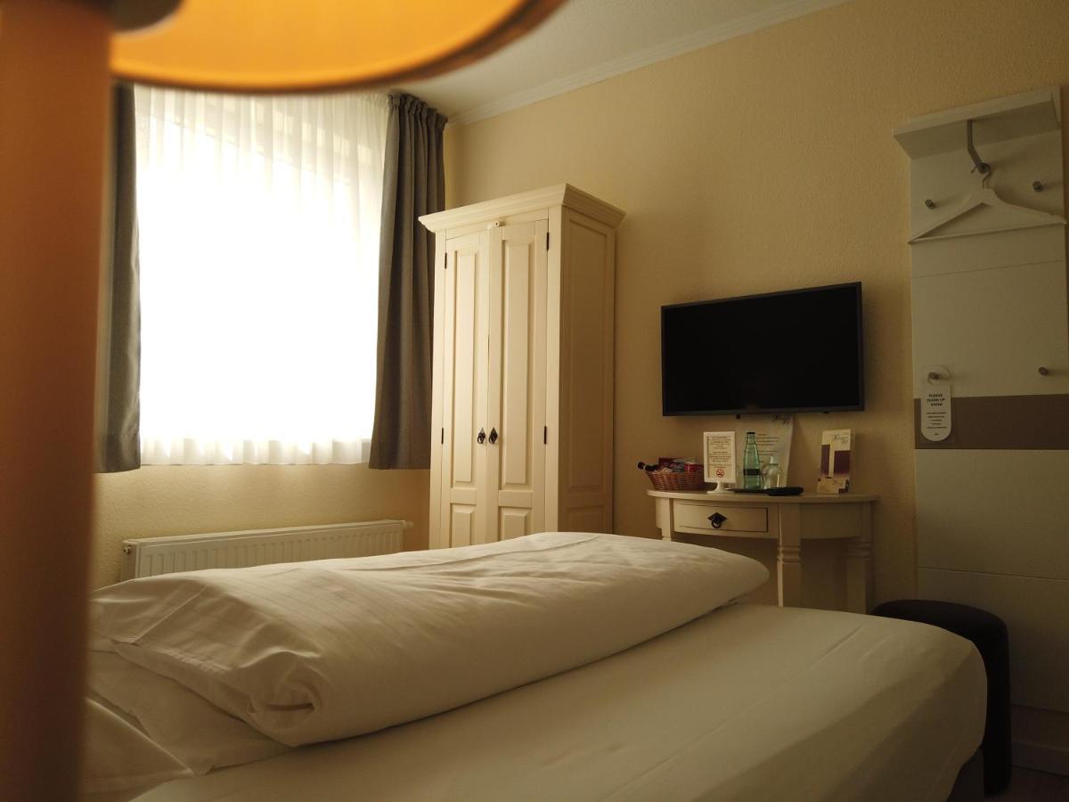Klausdorfer Hof Hotel Schwentinental Екстериор снимка