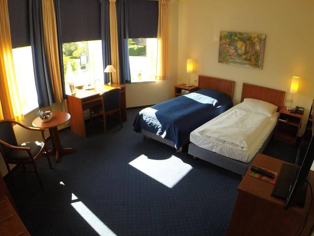 Klausdorfer Hof Hotel Schwentinental Екстериор снимка